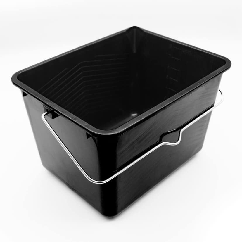 Cubo de pintura 8 L en negro