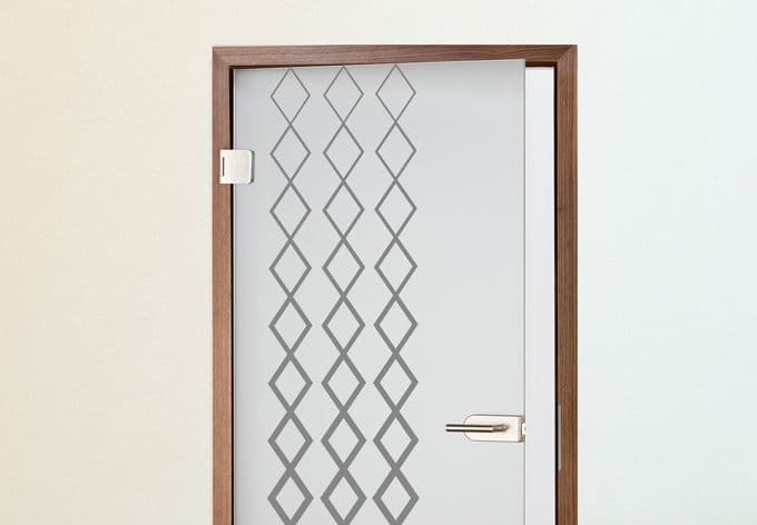 Diseño de puerta rombo 58x200 cm