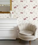 Papel pintado romántico floral en blanco 