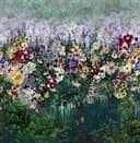 Fotomural Pradera de flores silvestres con mezcla de flores en morado y crema 2,7 x 2,65 m