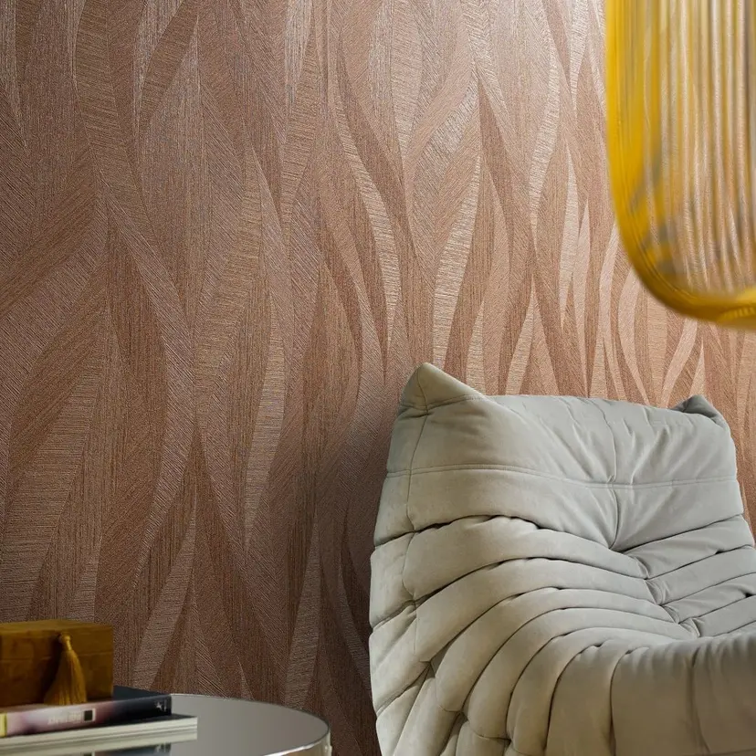 Papel pintado no tejido de aspecto ondulado artístico y beige, ondulado rojo