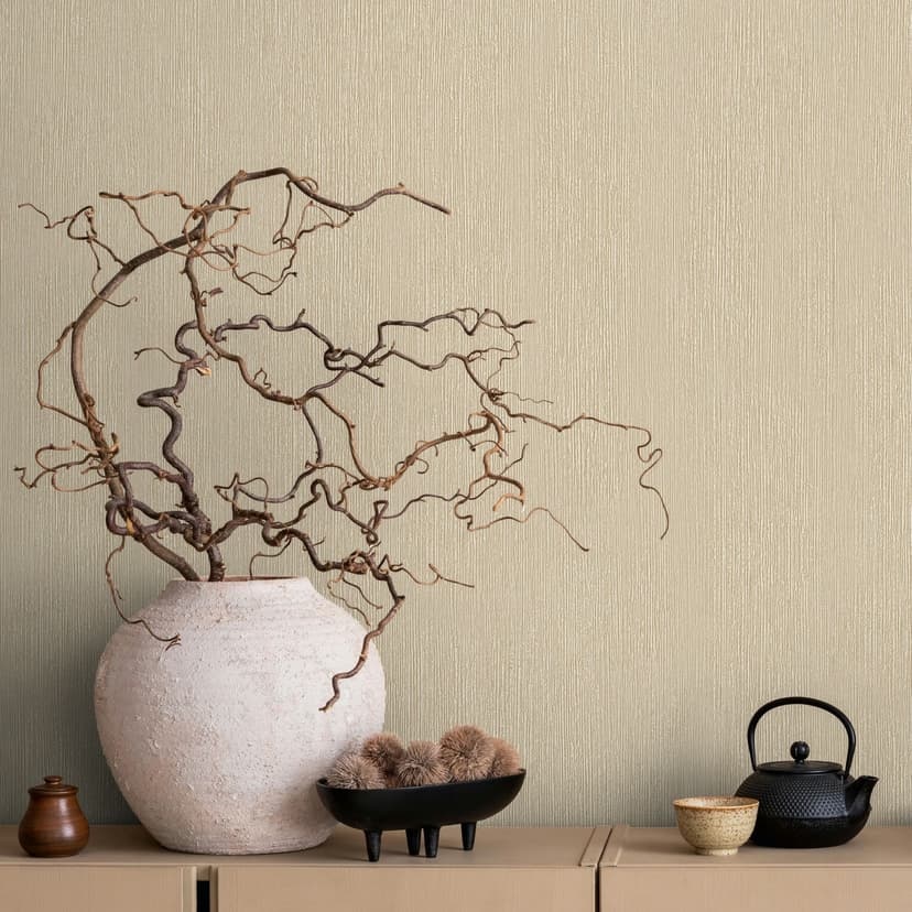 Papel pintado no tejido de aspecto textil con superficie texturada beige liso