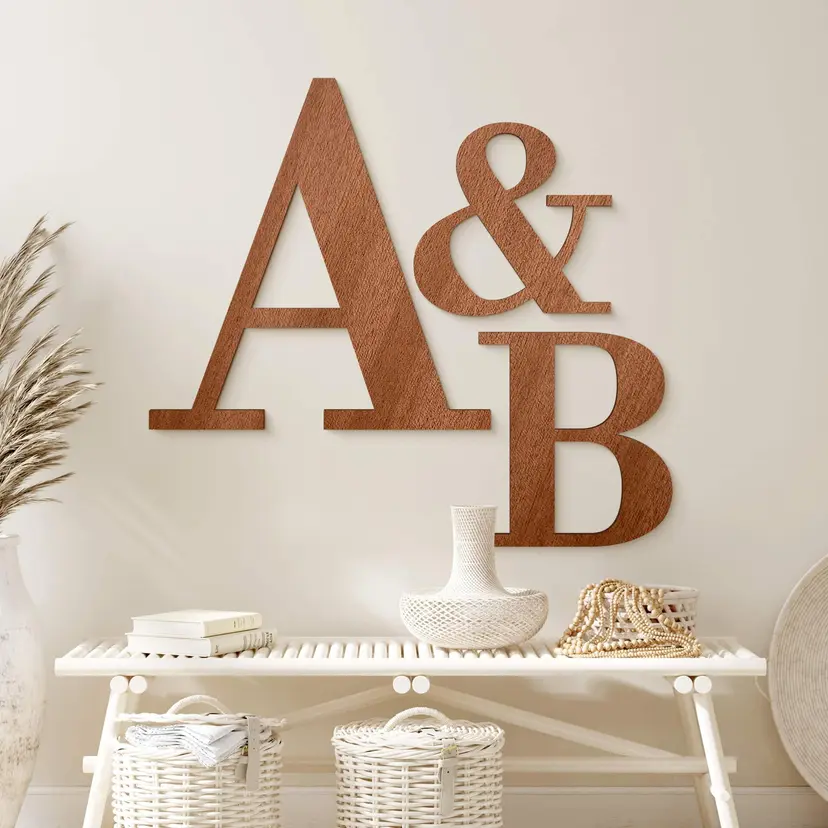 Letras de madera caoba - Fuente Bodoni