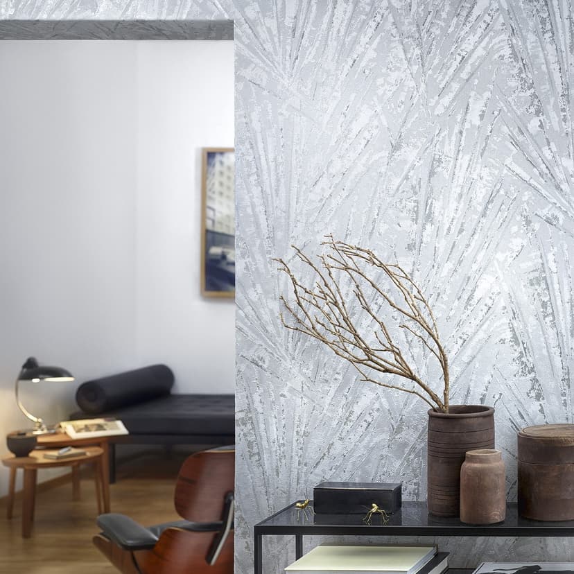 Papel pintado no tejido con brillo y aspecto de abanico gris, textura plateada