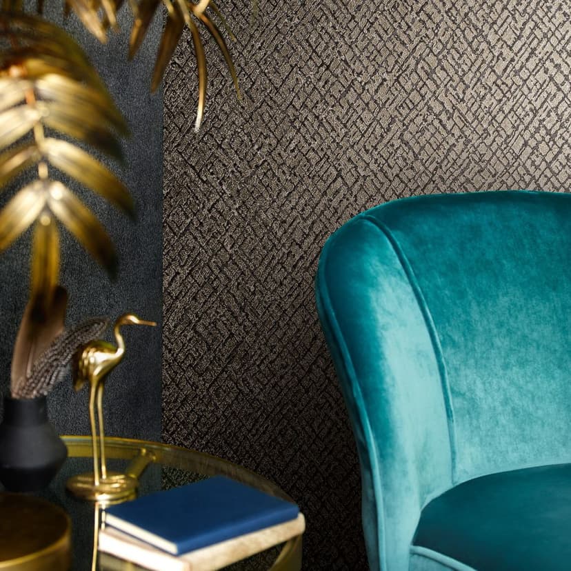 Papel pintado no tejido con motivo cuadriculado brillante negro, textura dorada