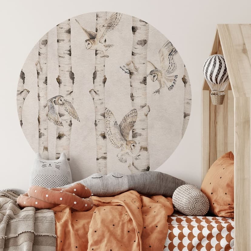 Vinilo decorativo Búhos Belle en el bosque de abedules - Kikki Belle - Redondo