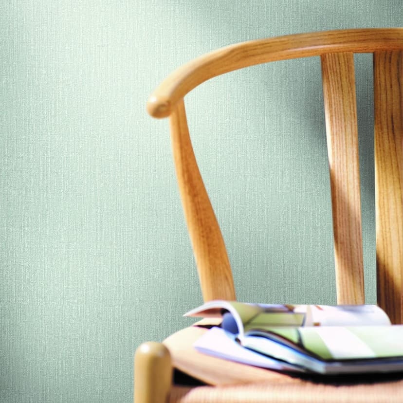 Papel pintado no tejido de líneas finas y textura ligera verde liso