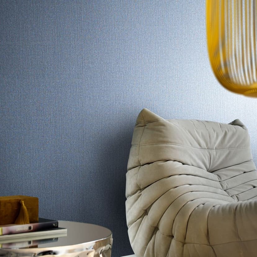 Papel pintado no tejido de líneas finas y textura ligera azul, gris liso